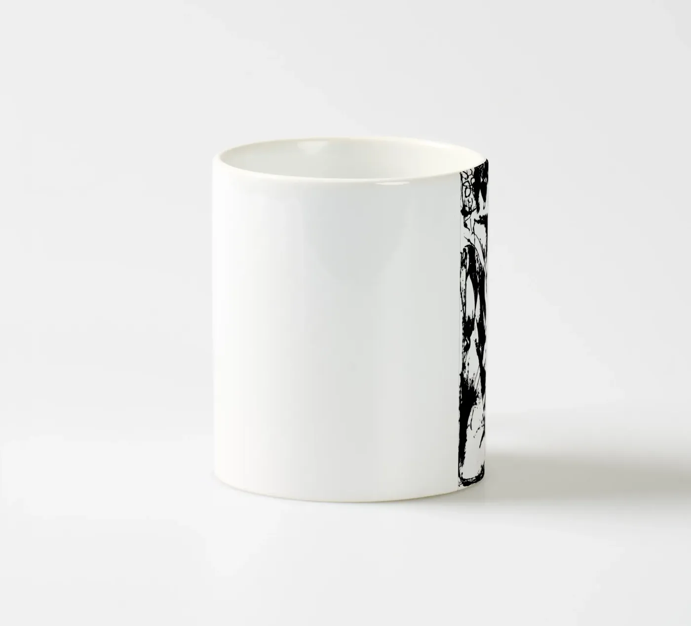 Expression ceramic mug by Ettyhmoz