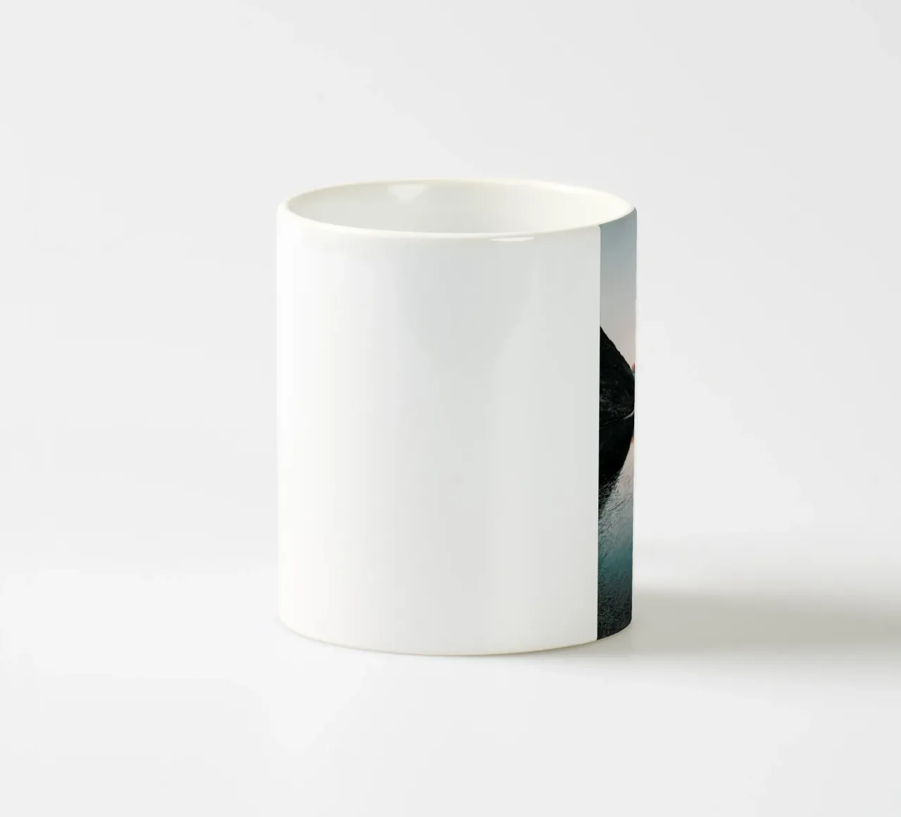 Sunrise Reflection tazza in ceramica da METROPOLIS