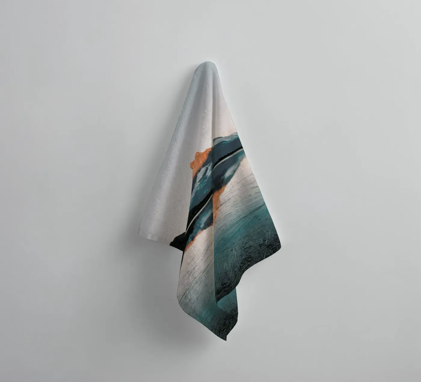 Sunrise Reflection badhanddoek van METROPOLIS