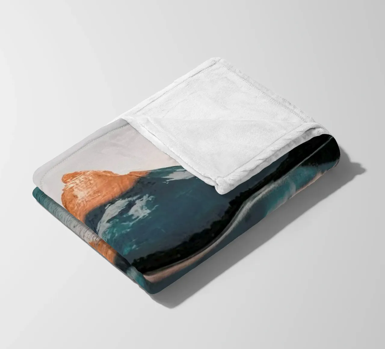 Sunrise Reflection Fleecedecke von METROPOLIS