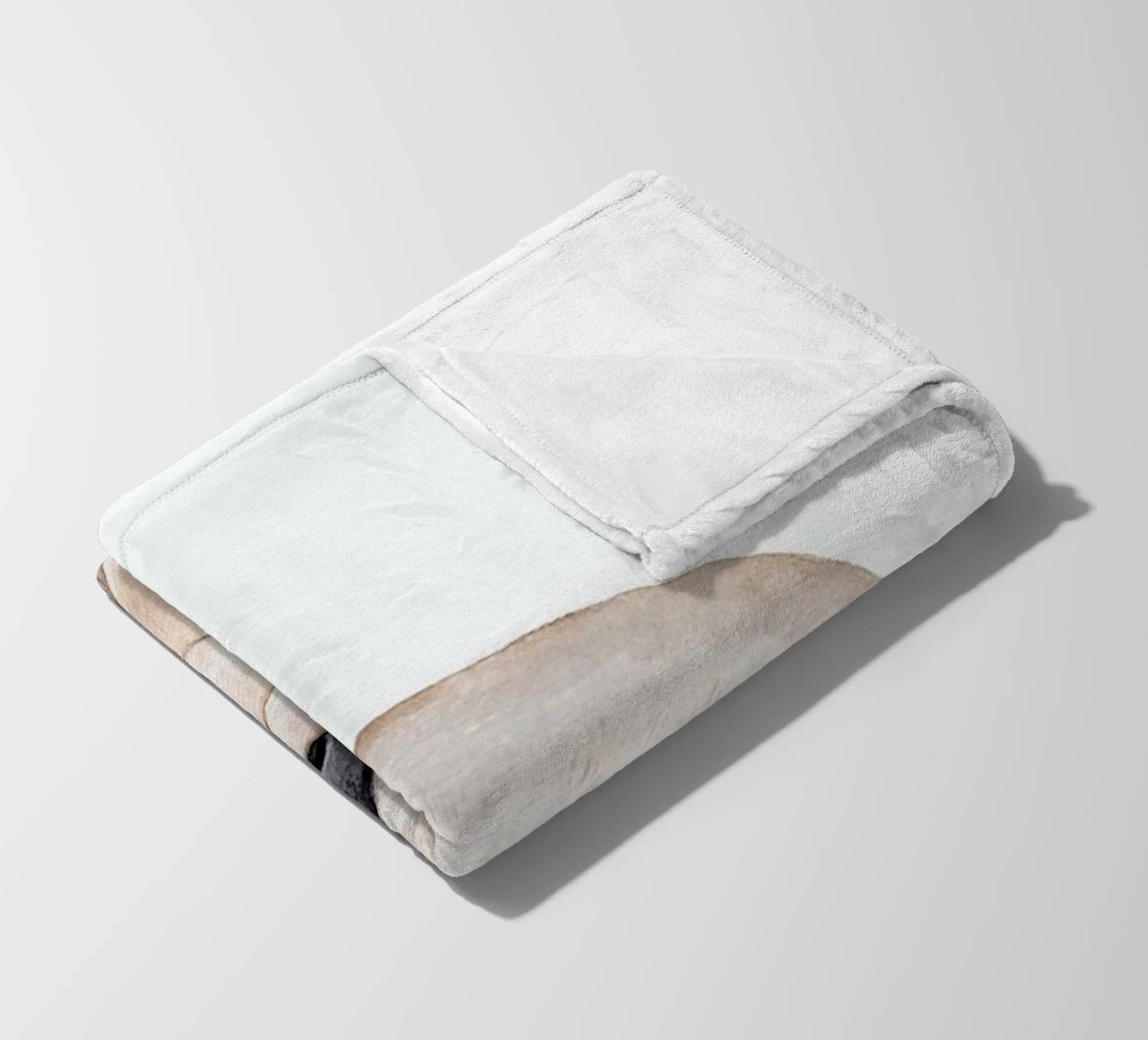 Olle The Otter coperta in pile da Little Flourishes