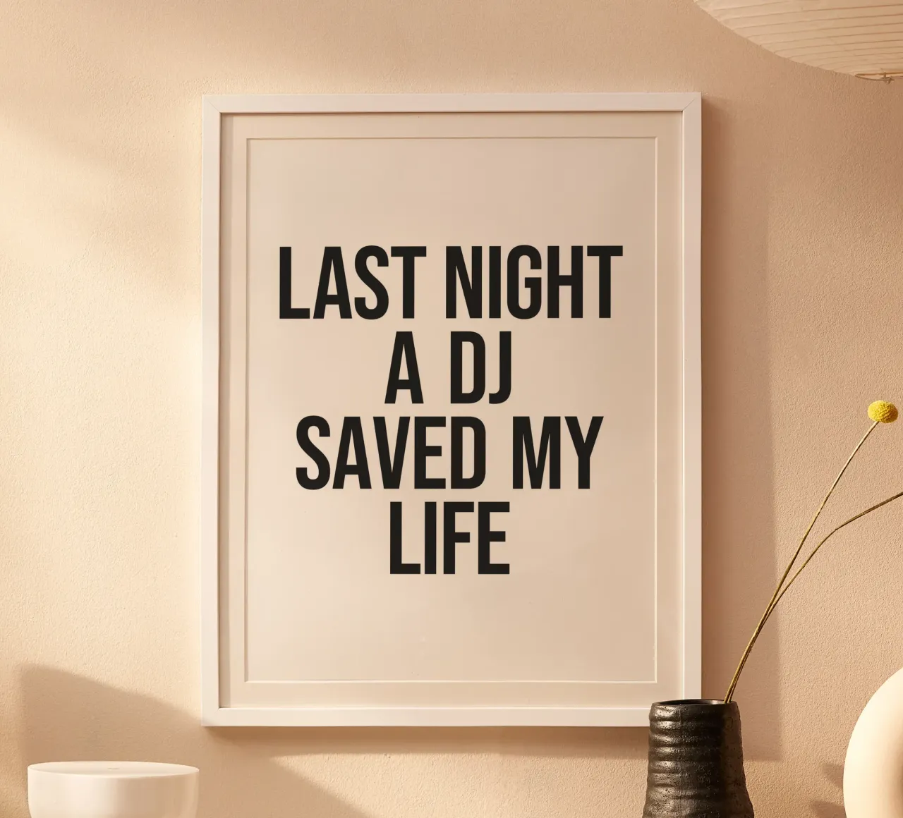 Ieri sera un DJ mi ha salvato la vita poster da Paigaam Studio