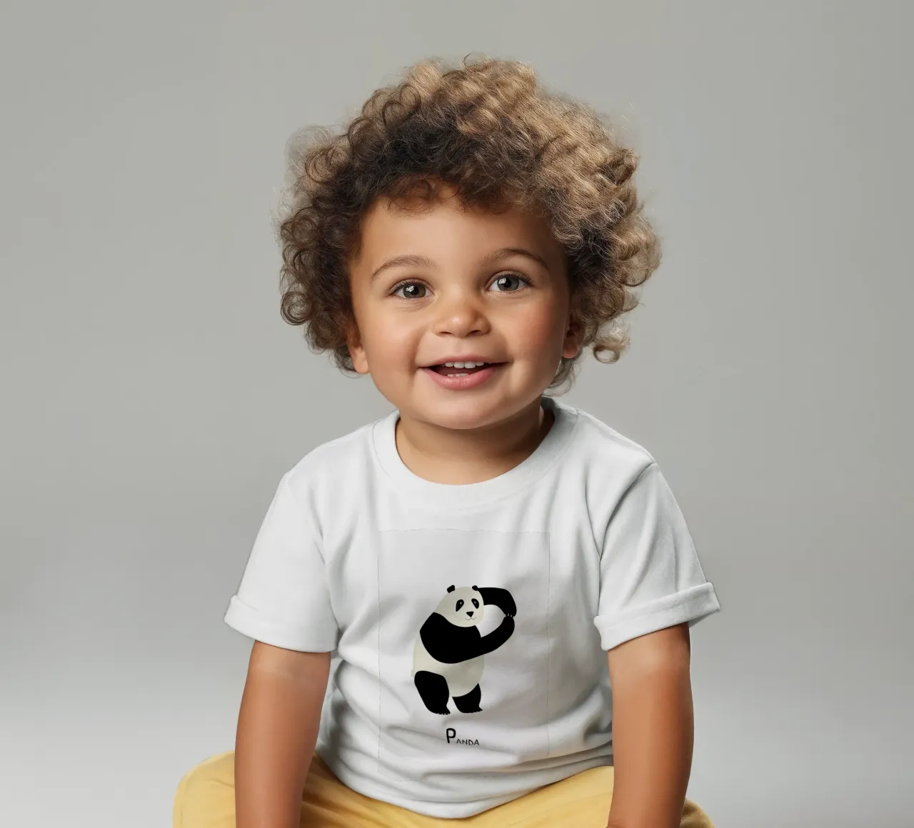 P for Panda maglietta neonato da Little Flourishes