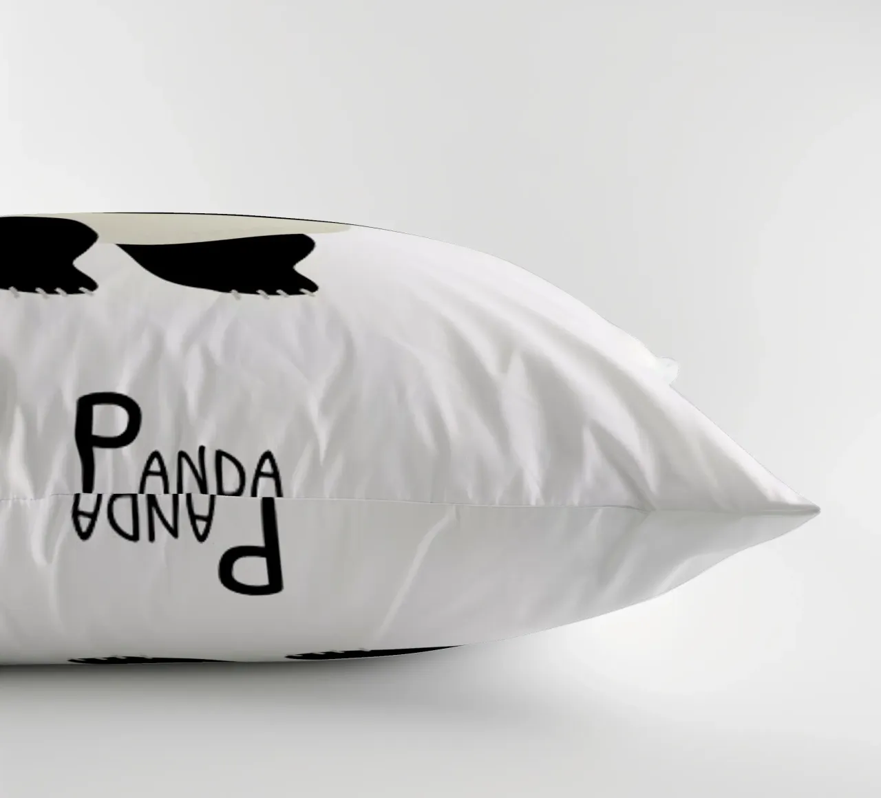 P for Panda cuscino da Little Flourishes