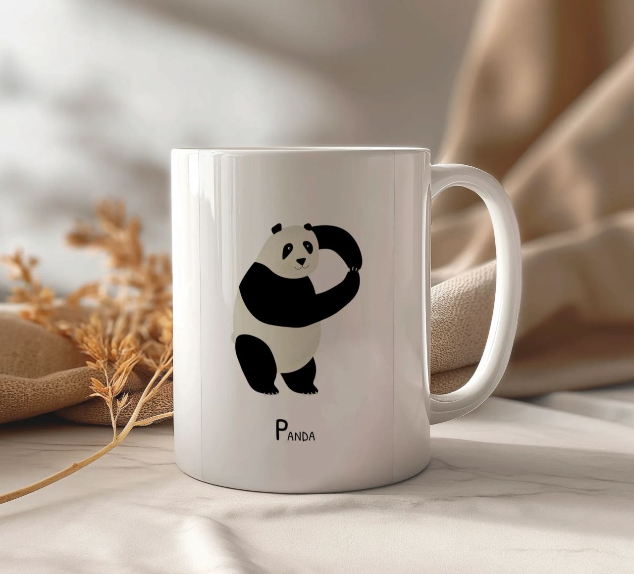 P for Panda tazza in ceramica da Little Flourishes