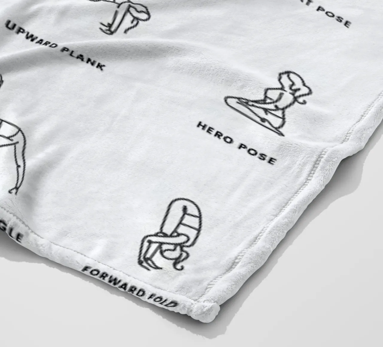 Yoga Chart coperta in pile da daylight design studio