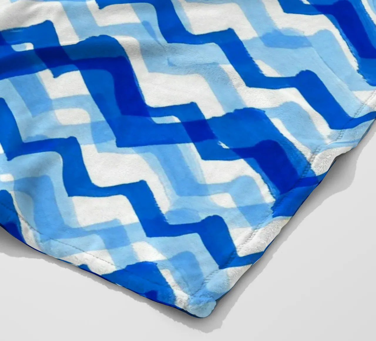 Cobalt Waves | Brush Stroke Pattern coperta in pile da sabidussi