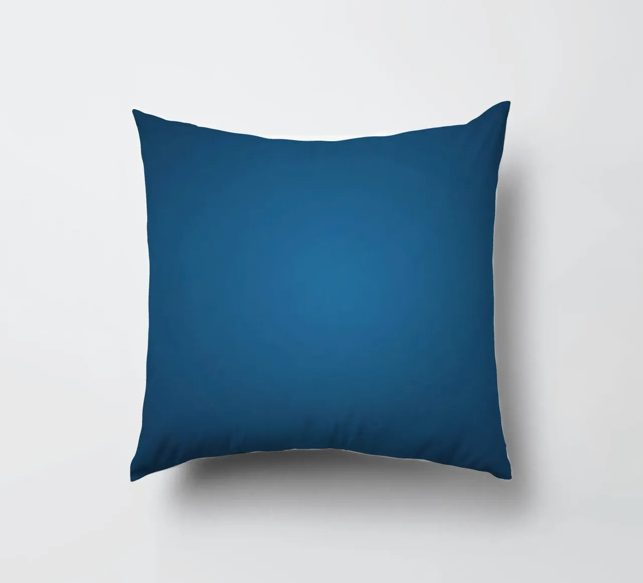 Abstraktes blaues Hintergrunddesign Kissen von DesignDoodle