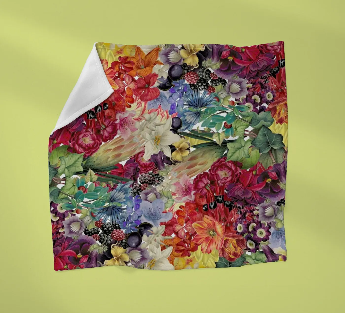 Flowers coperta in pile da The Gently Unfurling Sneak