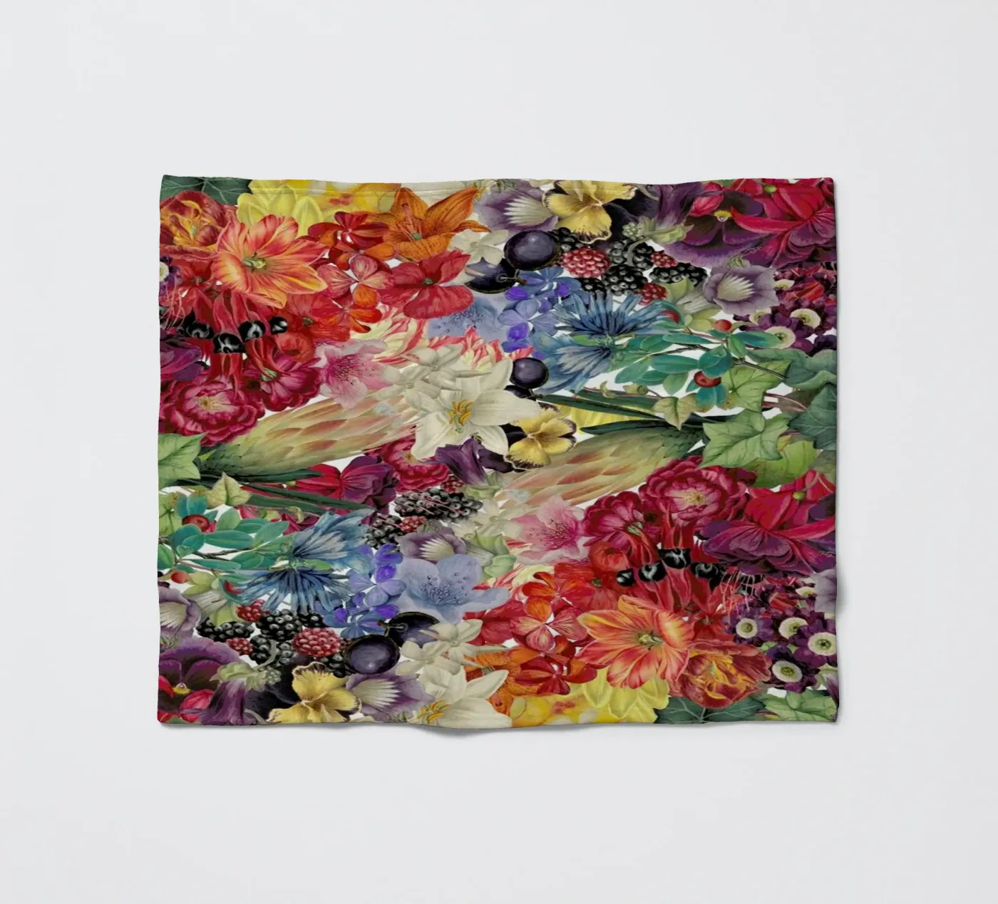 Flowers coperta in pile da The Gently Unfurling Sneak