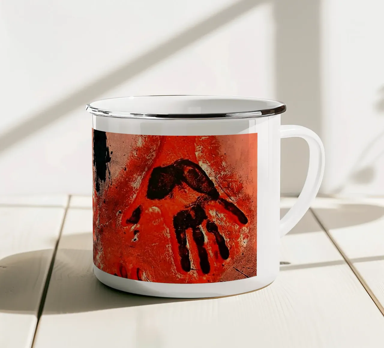 Mani in rosso 1979 tazza in smalto da Ettyhmoz