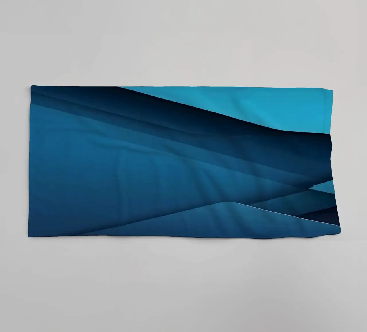 Design astratto di forme geometriche blu asciugamano da bagno da DesignDoodle