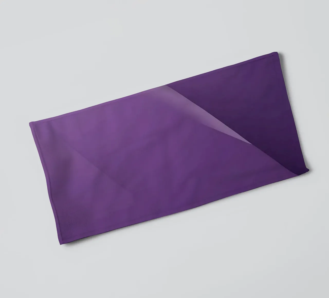 paars abstract behangontwerp dat woonkamer verbetert badhanddoek van DesignDoodle