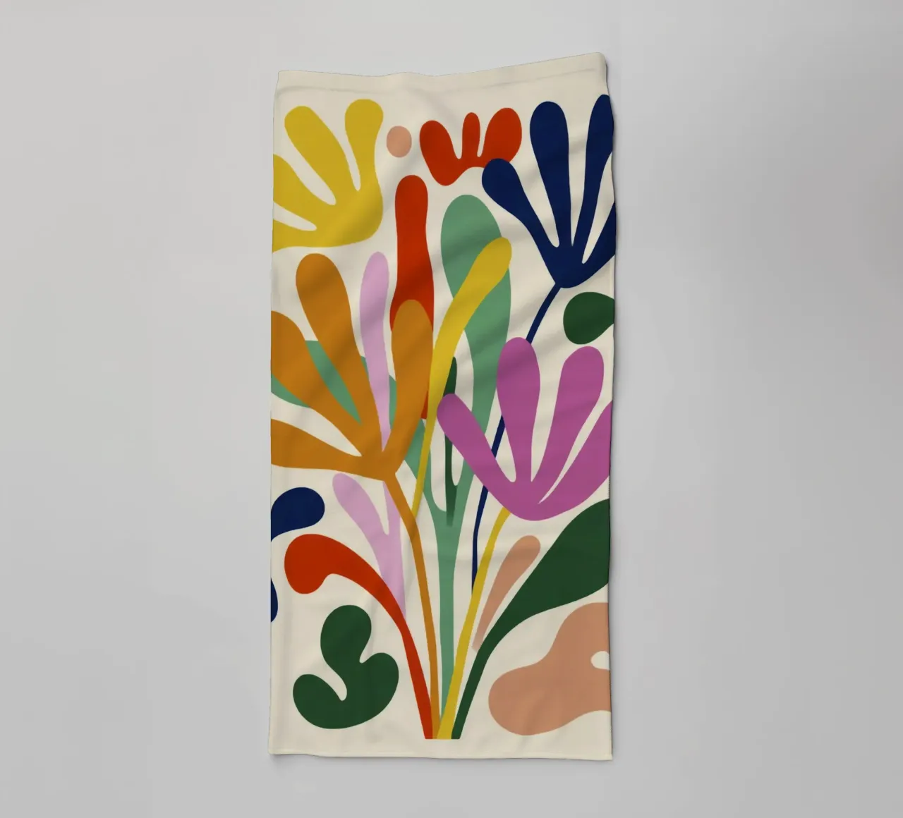 Moderner botanischer Ausschnitt in Retro-Farbpalette Handtuch von Modern Muse