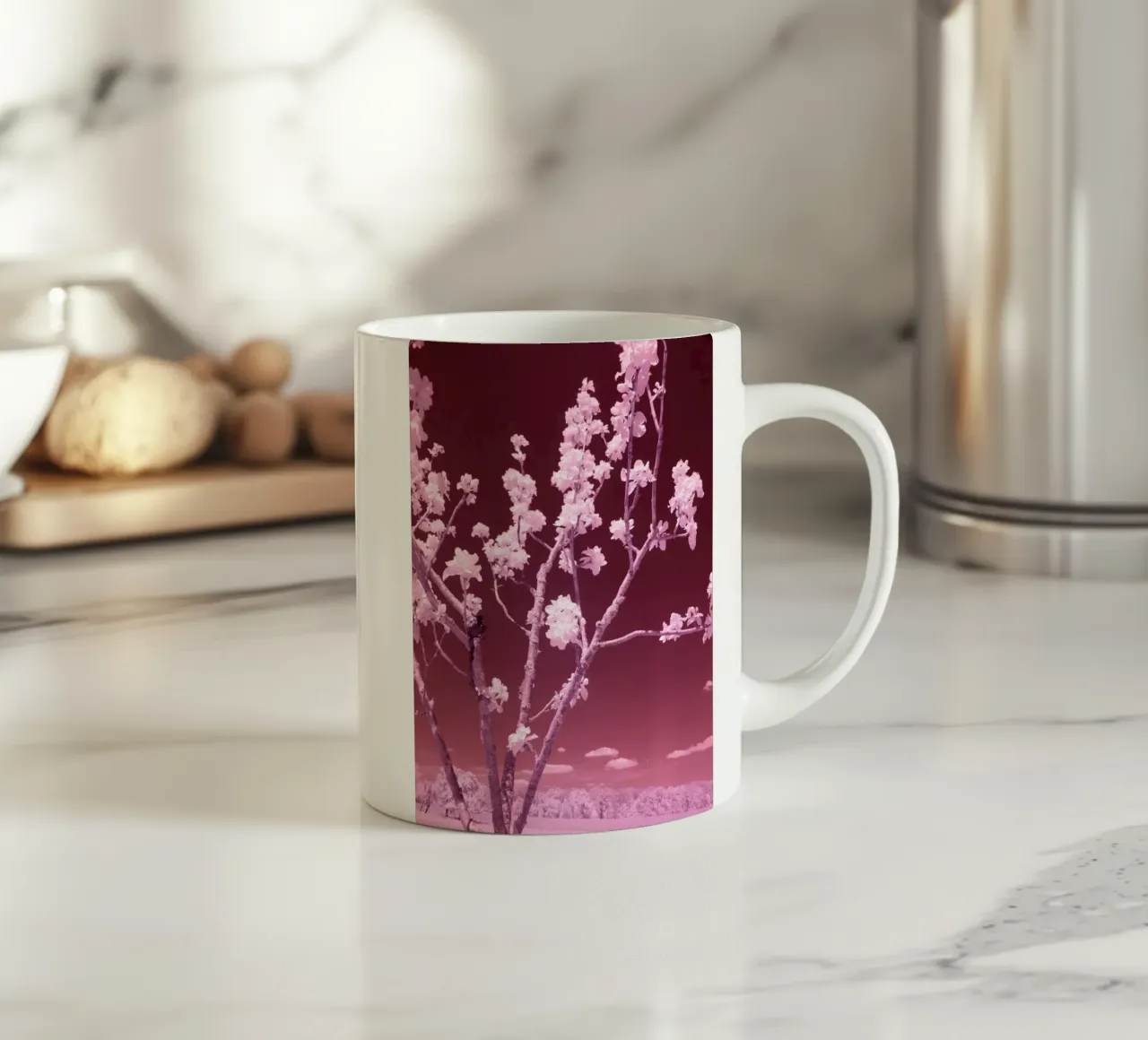 I fiori di frutta e il cielo rosso sangue tazza in ceramica da Alexandra Joseph Fotomomente
