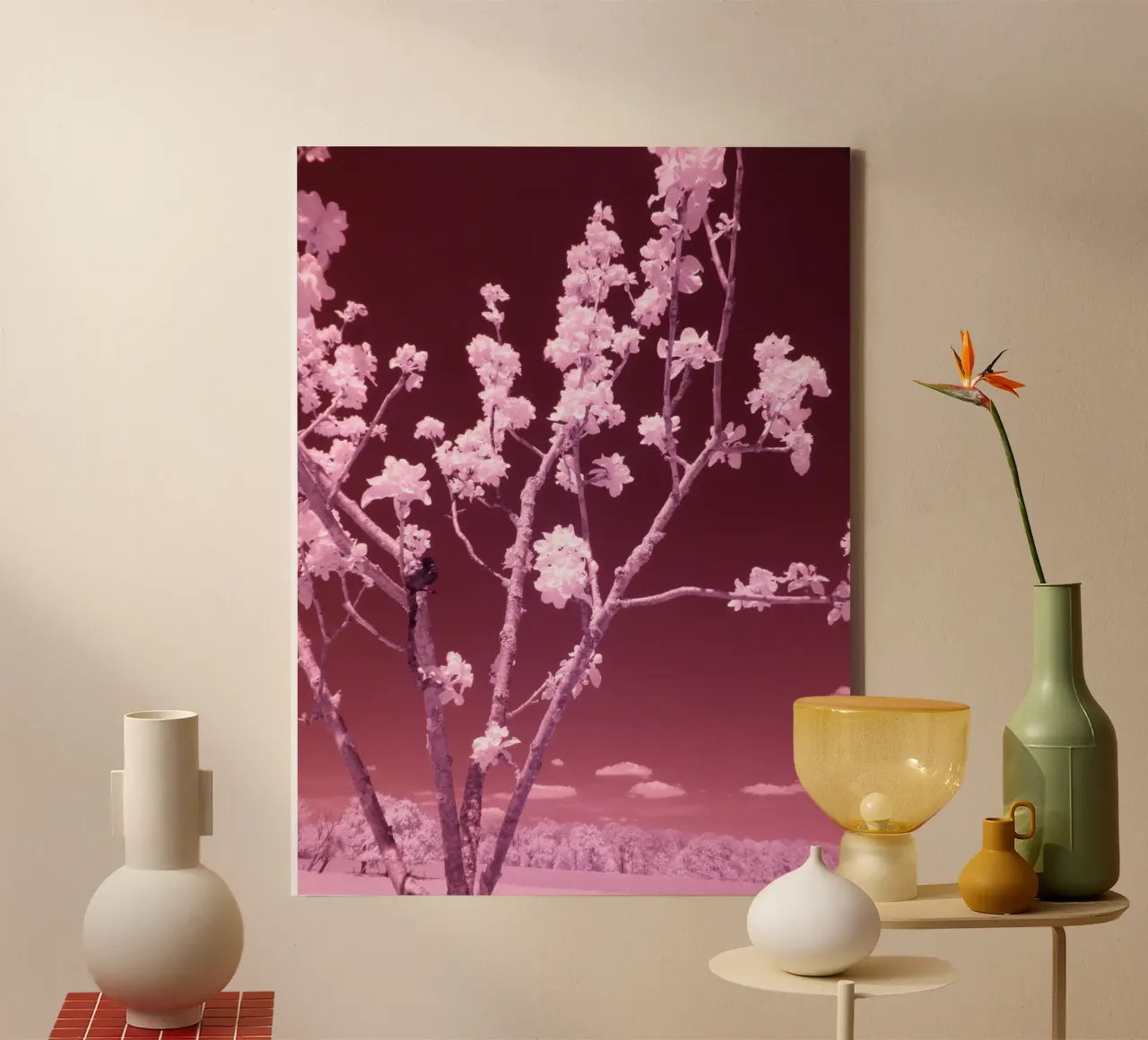 I fiori di frutta e il cielo rosso sangue tela con Cornice a cassetta da Alexandra Joseph Fotomomente