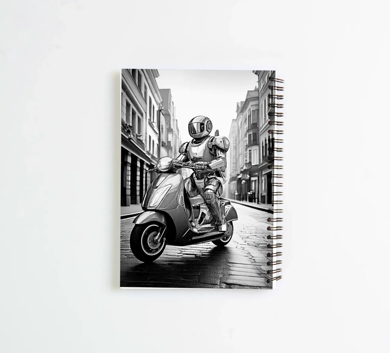 ROBOT EN SCOOTER. Noir et blanc. spiral notebook by Thierry vobmann photography