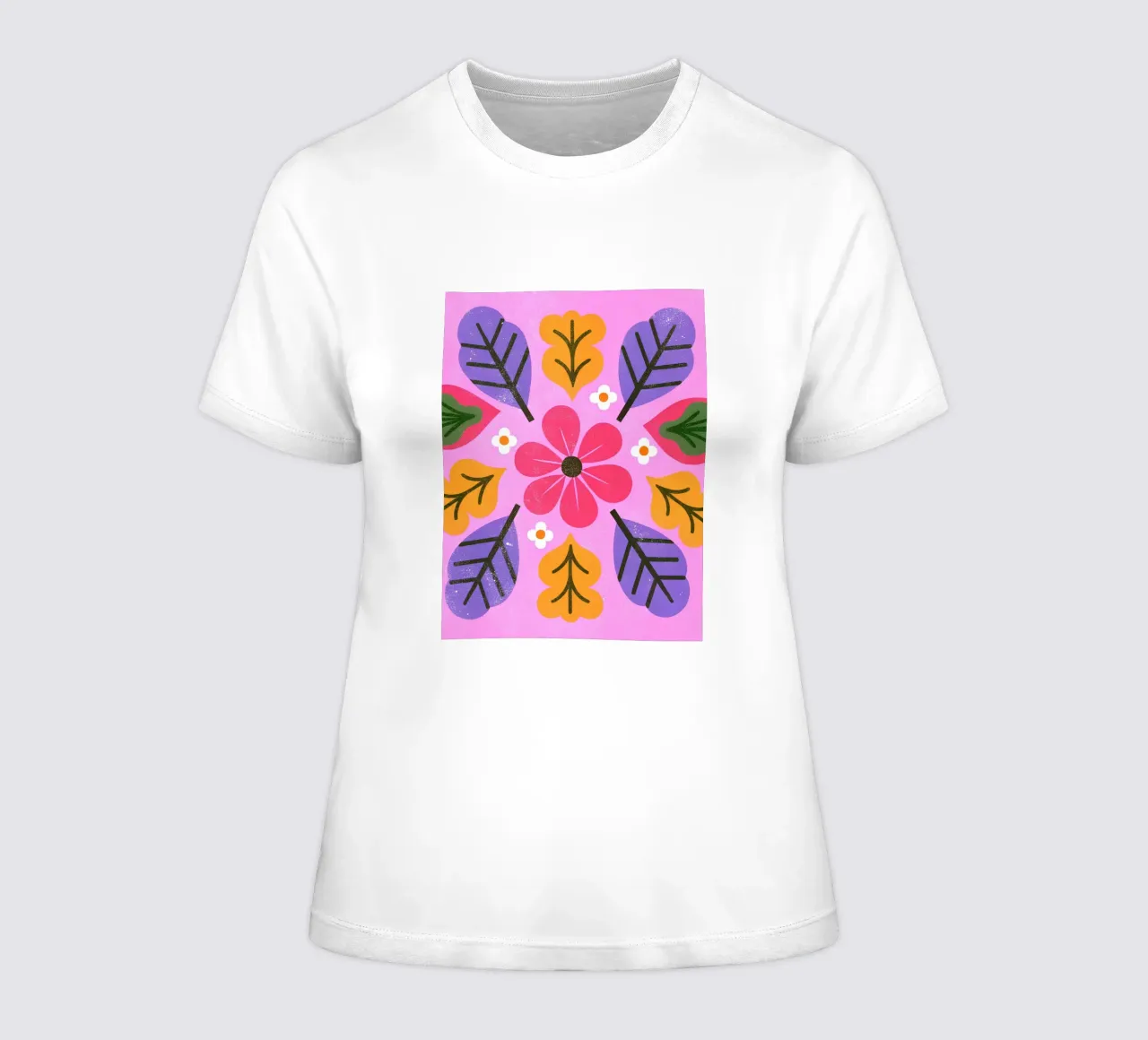 Fiori retrò pop t-shirt da donna da THE LATEST SHOP