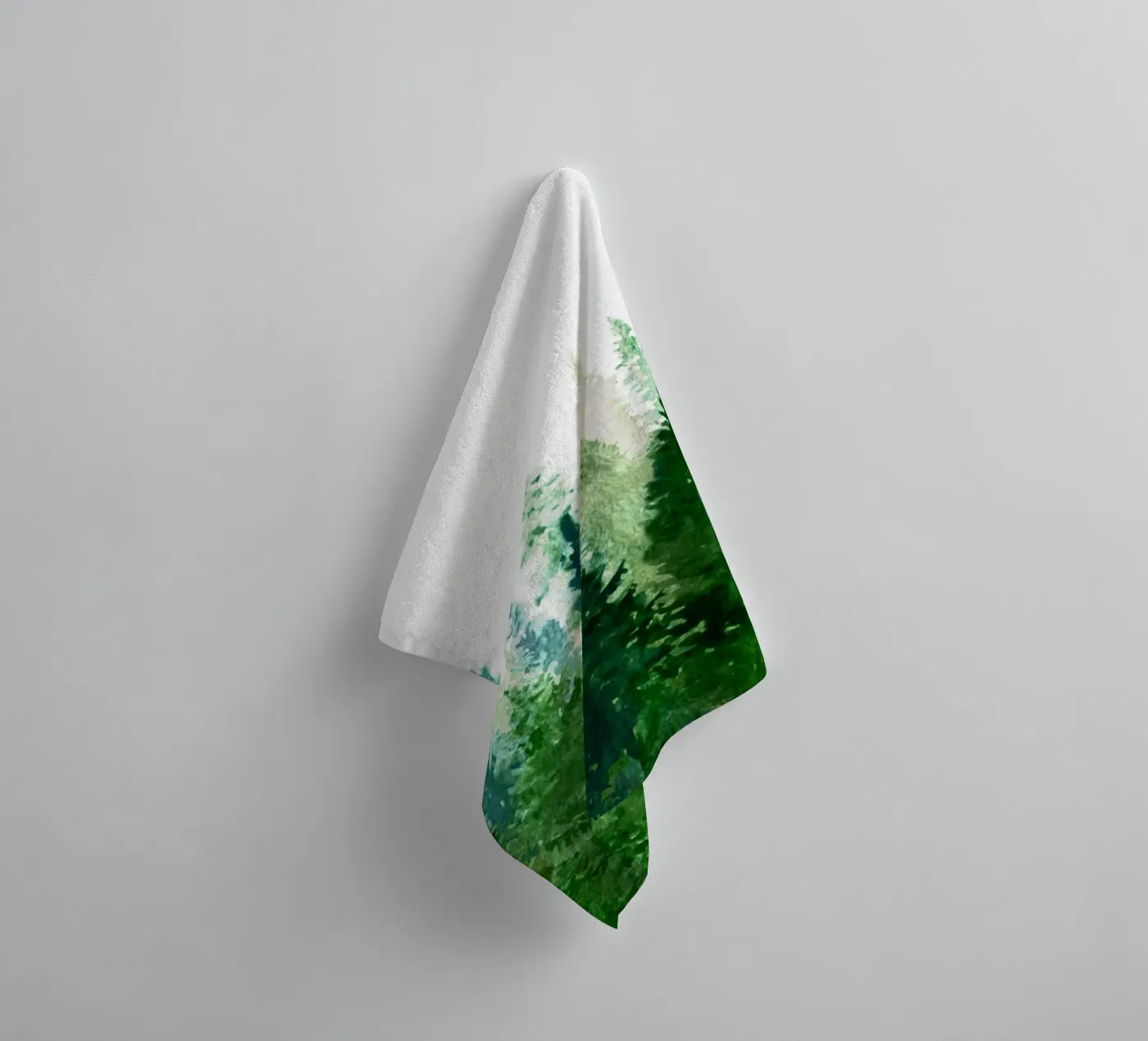 Pine Trees 2 badhanddoek van Nadjaa