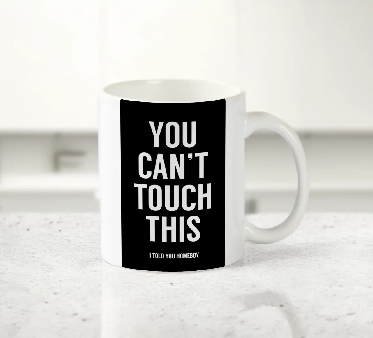 You Cant Touch This tazza in ceramica da Balazs Solti