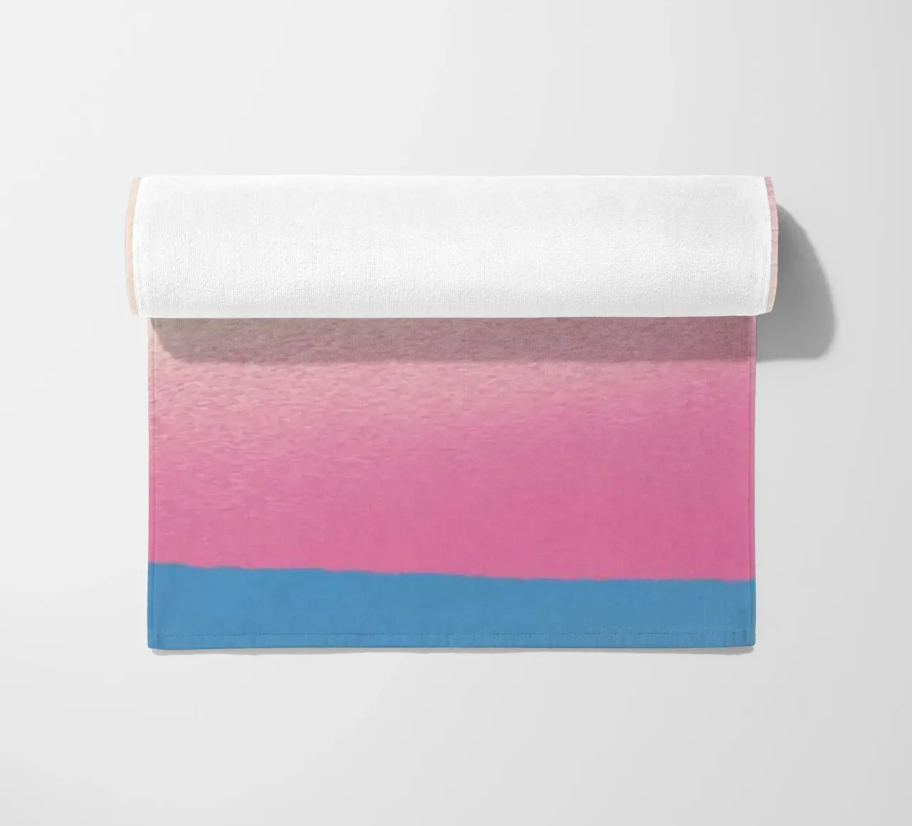 Nuvola rosa sfumata telo mare da Little Dean