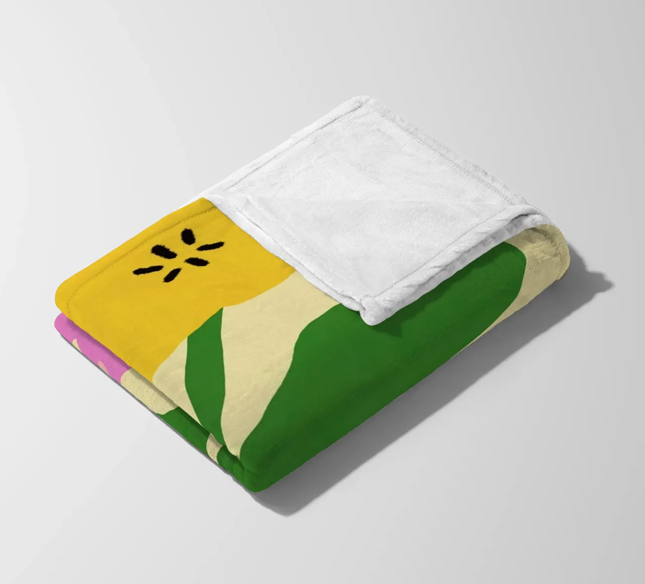 Vaso rosa a pois coperta in pile da Little Dean