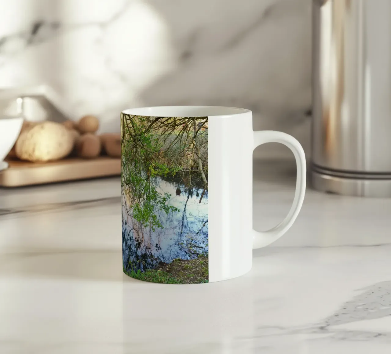 FAA297. REFLECTIONS ON THE LAKE. tazza in ceramica da Thierry vobmann photography