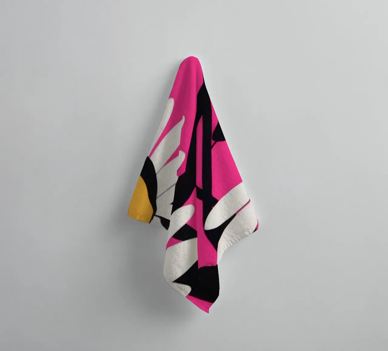 Daisy Bloom Symfonie badhanddoek van Fine Sanctuary