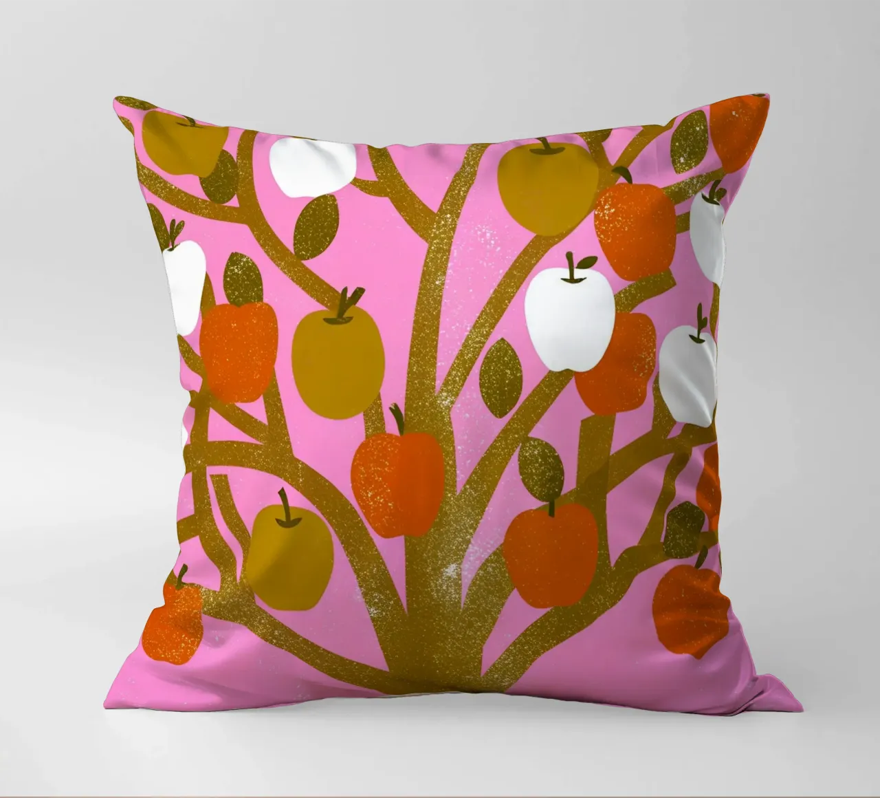 Albero di mele Retro Pop cuscino da THE LATEST SHOP
