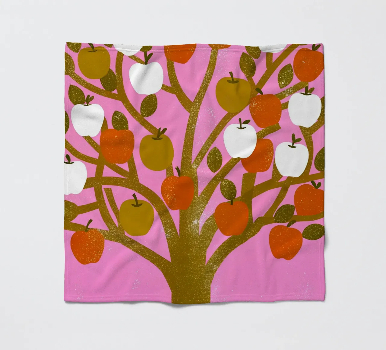 Retro Pop Apfelbaum Fleecedecke von THE LATEST SHOP