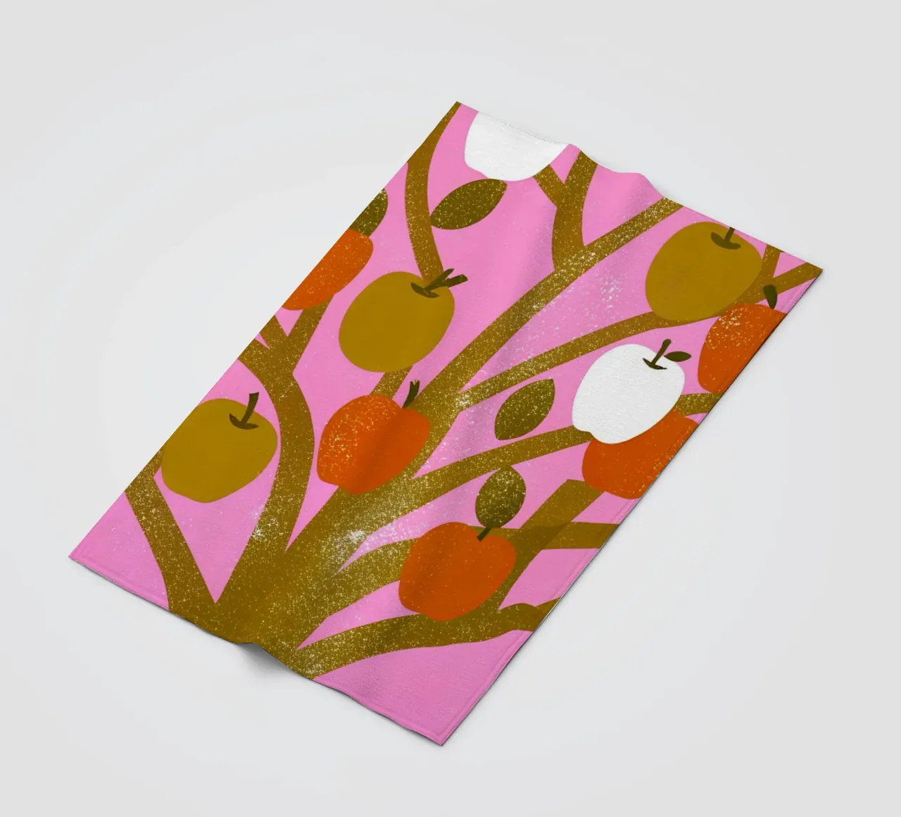 Retro Pop Apfelbaum Fleecedecke von THE LATEST SHOP