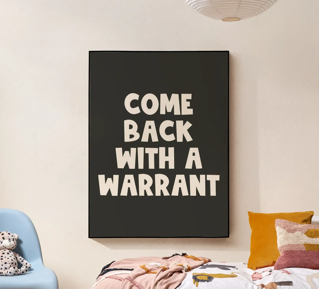 Come Back With A Warrant Quote (Tono nero) plexiglass da Paigaam Studio