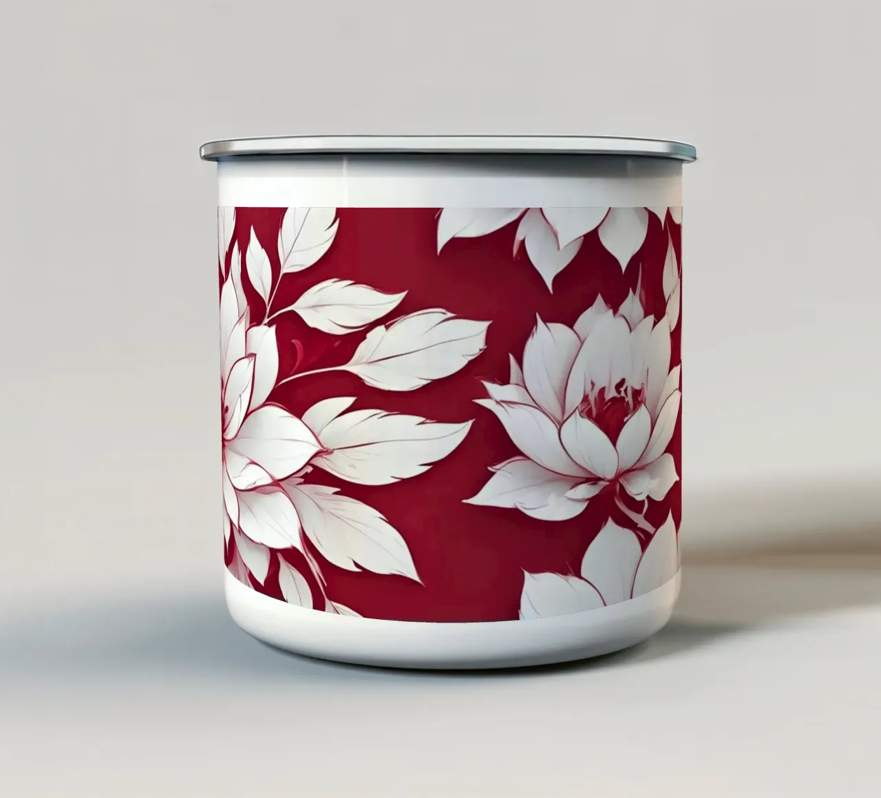 Elegante disegno floreale con fiori e foglie bianche tazza in smalto da DesignDoodle