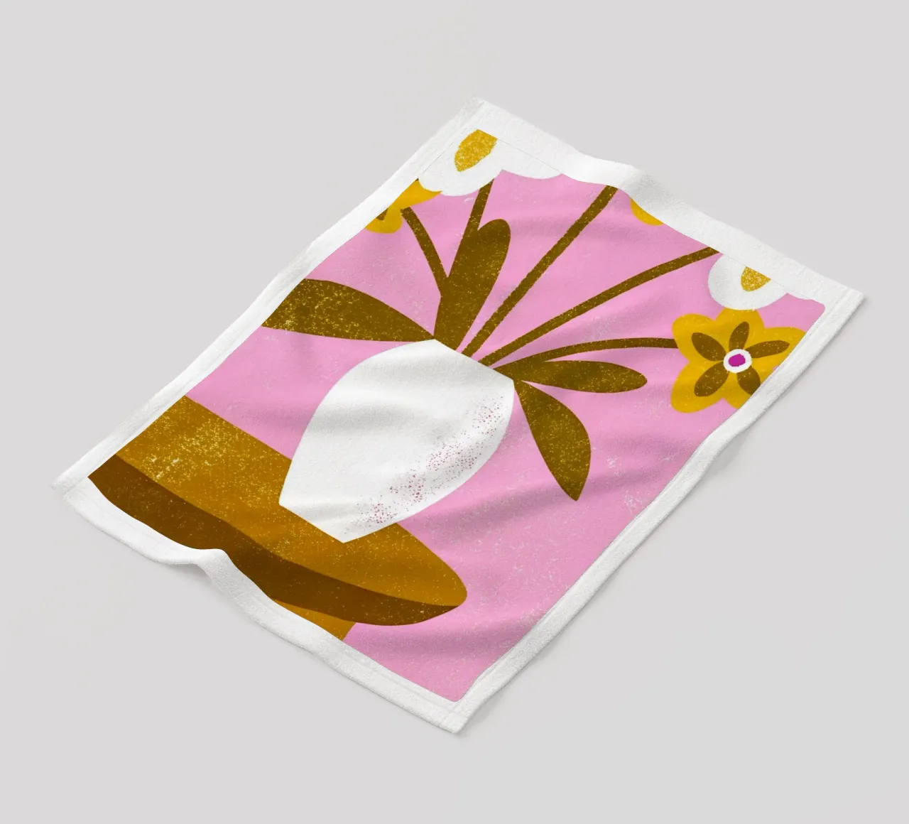 Vaso di fiori retrò pop coperta in pile da THE LATEST SHOP
