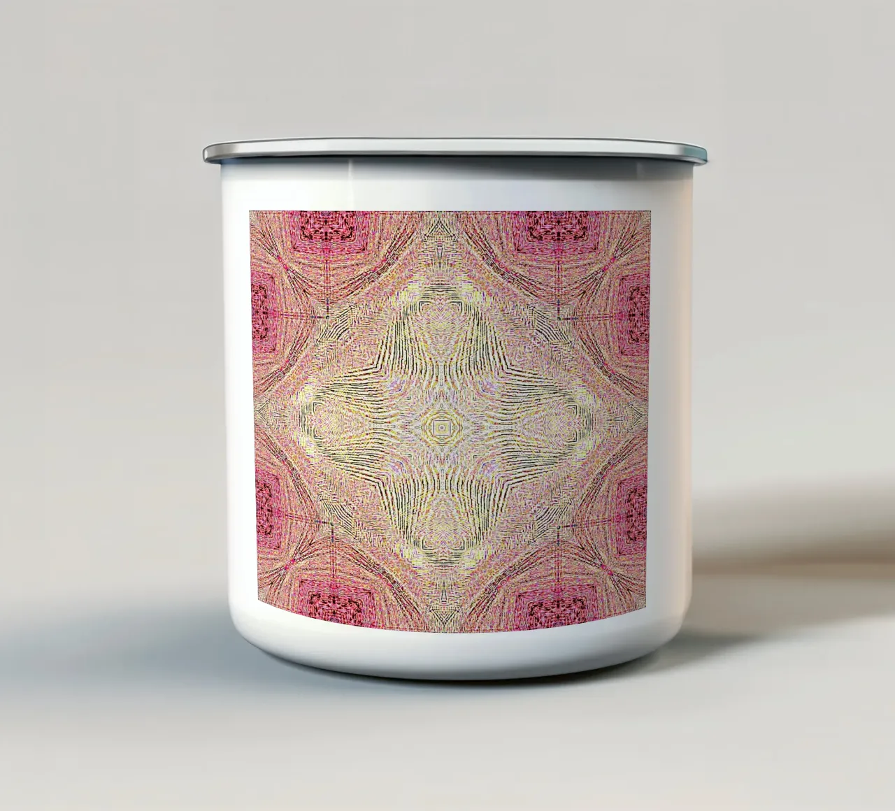 Ornamento in rosa con texture finemente strutturata tazza in smalto da Gürsel Yesil Digital Art