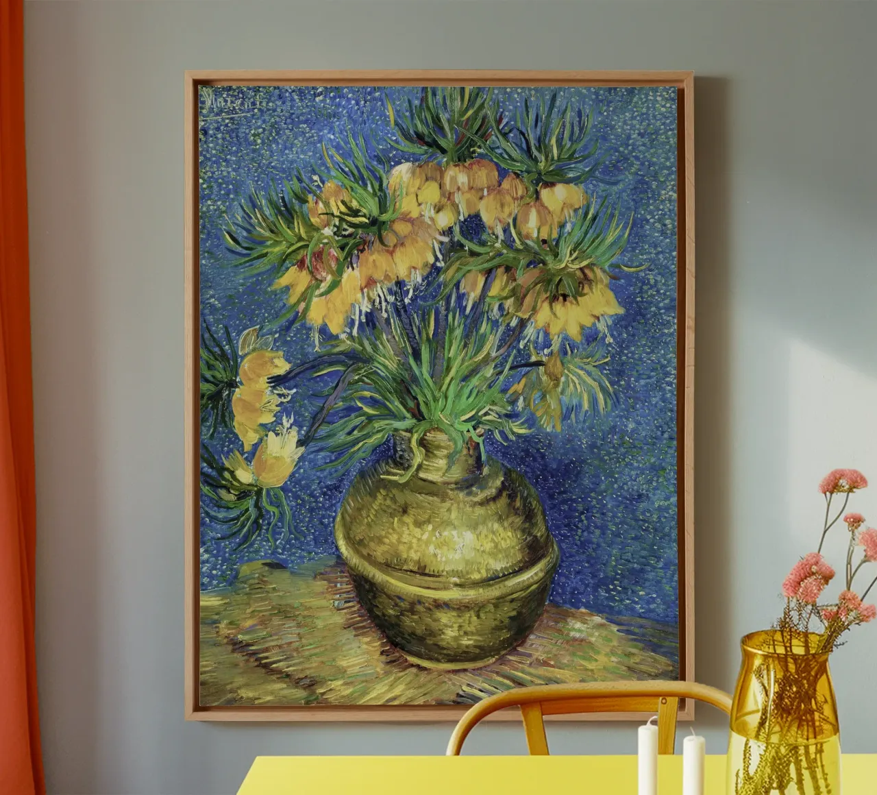 Vincent van Gogh's Imperial Fritillaries in a Copper Vase canvas met Baklijst van Van Gogh Prints