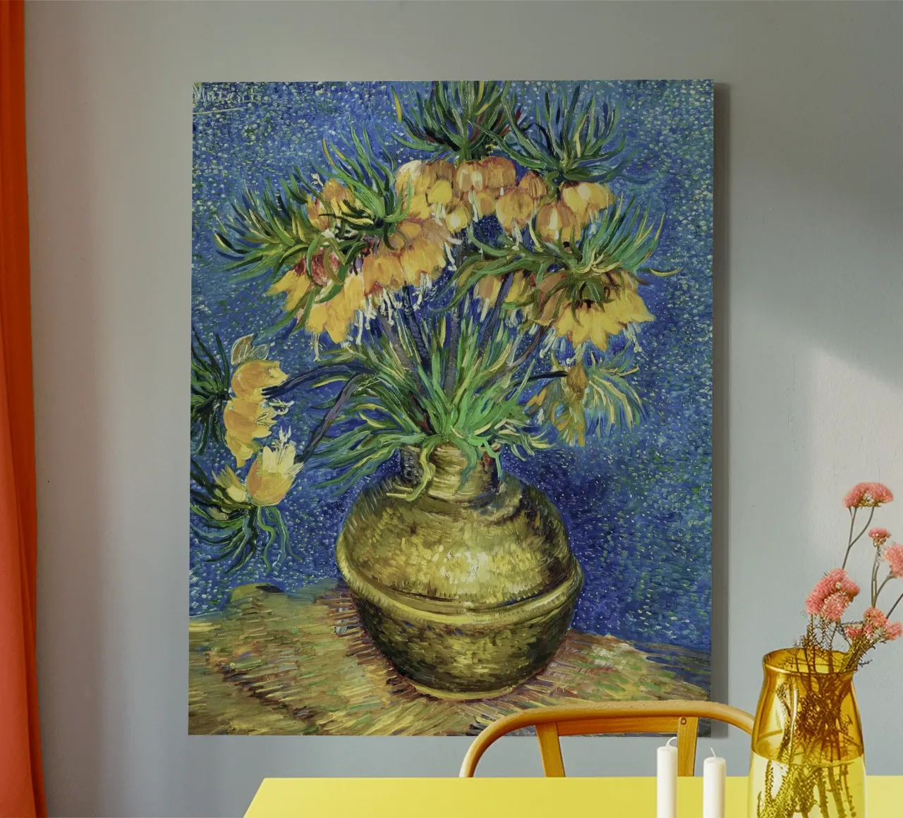Vincent van Gogh's Imperial Fritillaries in a Copper Vase canvas met Baklijst van Van Gogh Prints