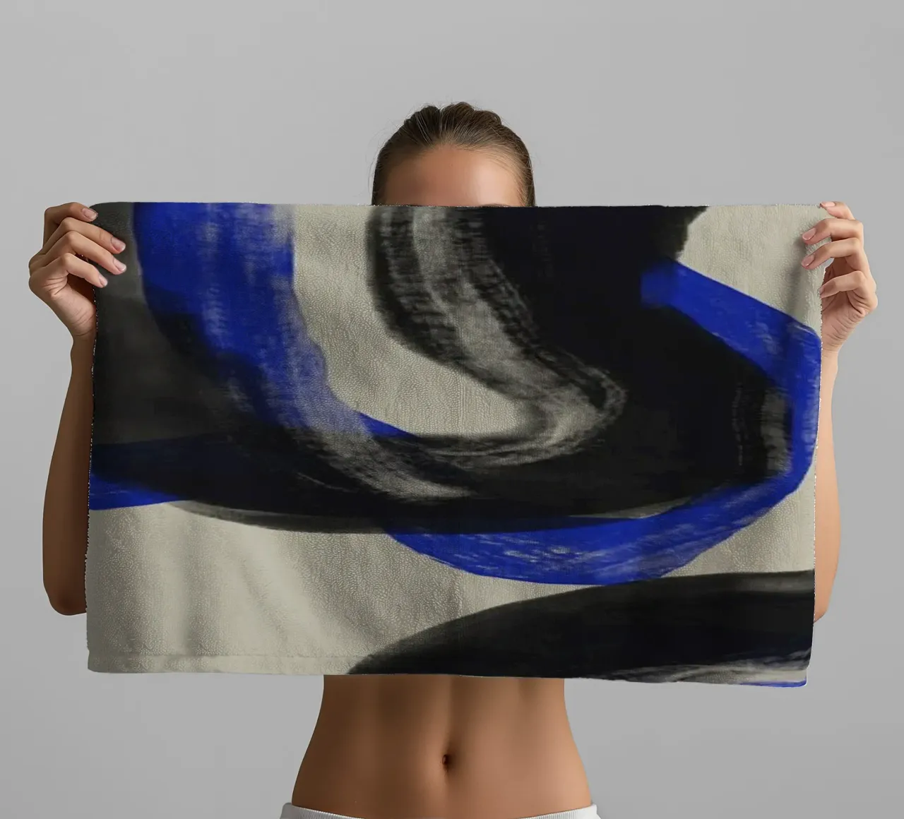 Traits abstraits noirs et bleus serviette de bain de Little Dean