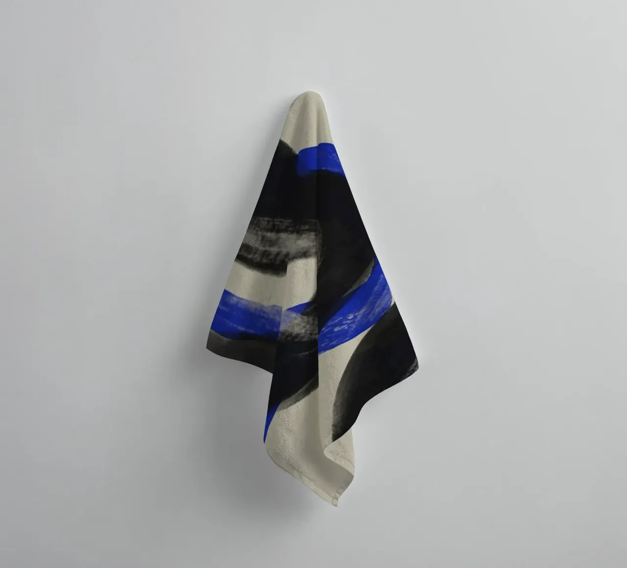Traits abstraits noirs et bleus serviette de bain de Little Dean