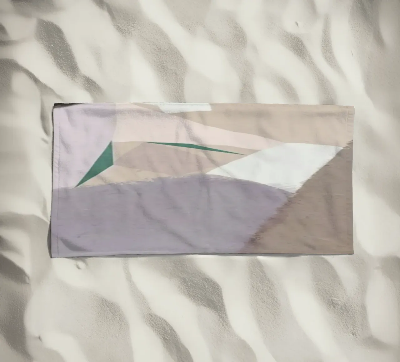 Gedempte vormen abstracte compositie strandhanddoek van Little Dean