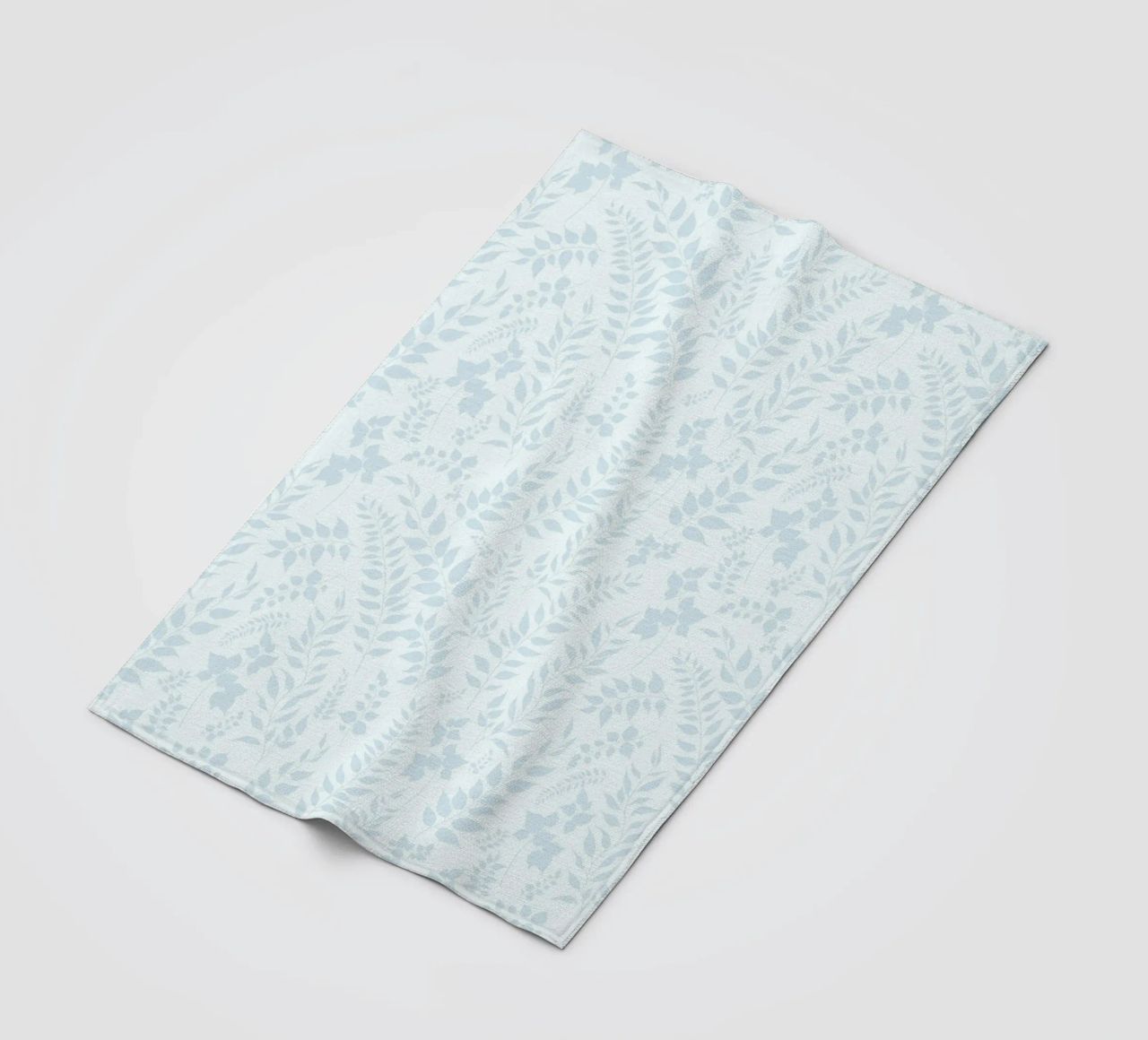 Greenery Botanical Print Blaue Blätter Fleecedecke von SilverPegasus