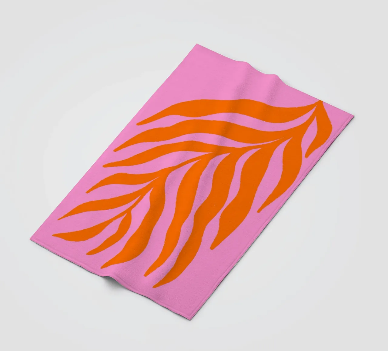 Orange Silhouette Strukturierter Zweig auf Rosa 3 Fleecedecke von Wackapacka