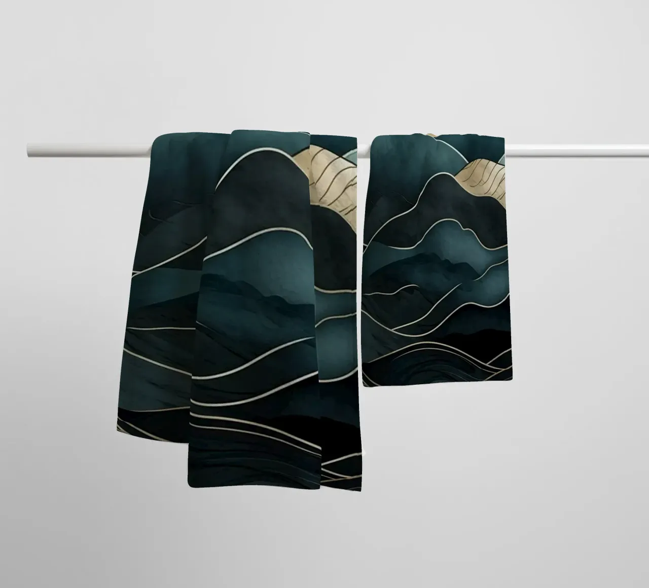 Abstract landschap in blauw en goud badhanddoek van Imagine