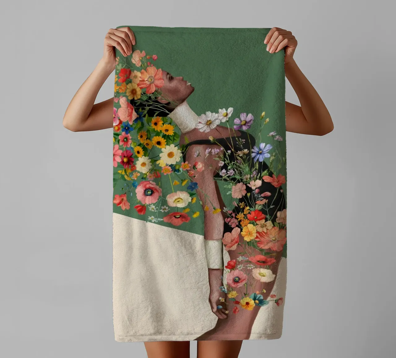 A Soul in Bloom Handtuch von Nadjaa