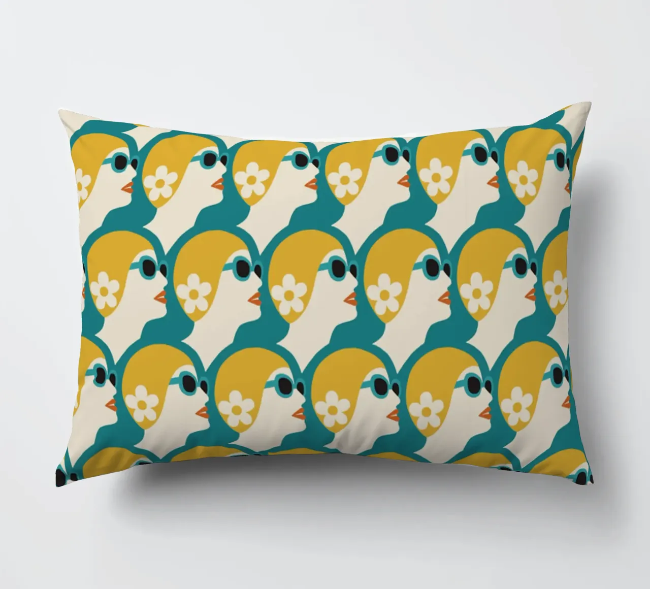 Nuotatore di mare Stile Pop Art Donna retrò con cuffia da bagno Oro verde acqua cuscino da Pemilyland