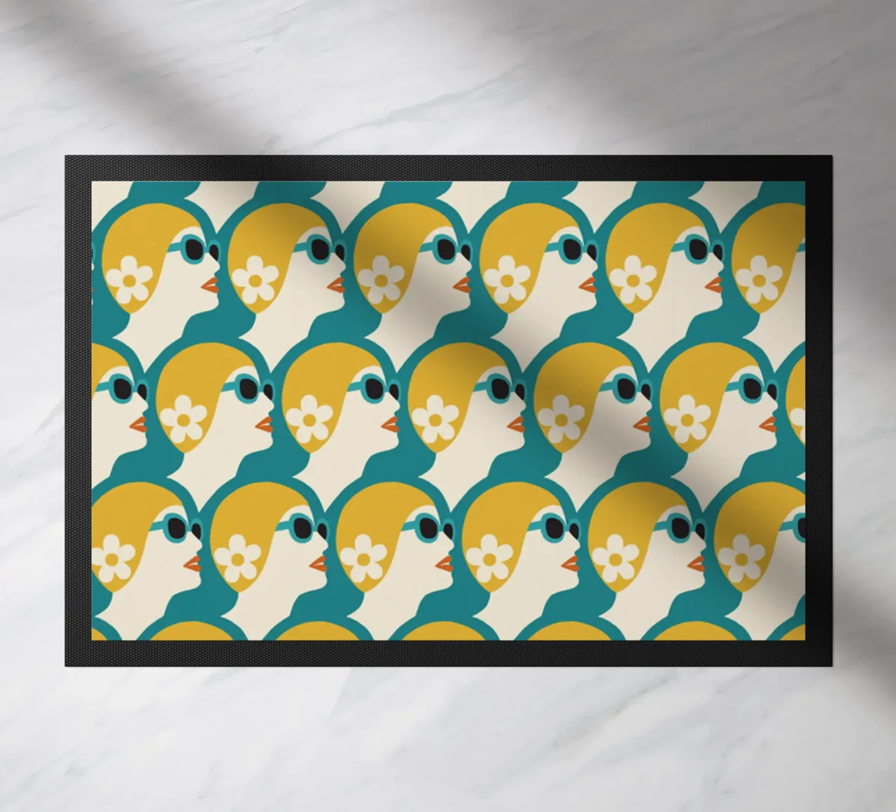 Nuotatore di mare Stile Pop Art Donna retrò con cuffia da bagno Oro verde acqua zerbino da Pemilyland