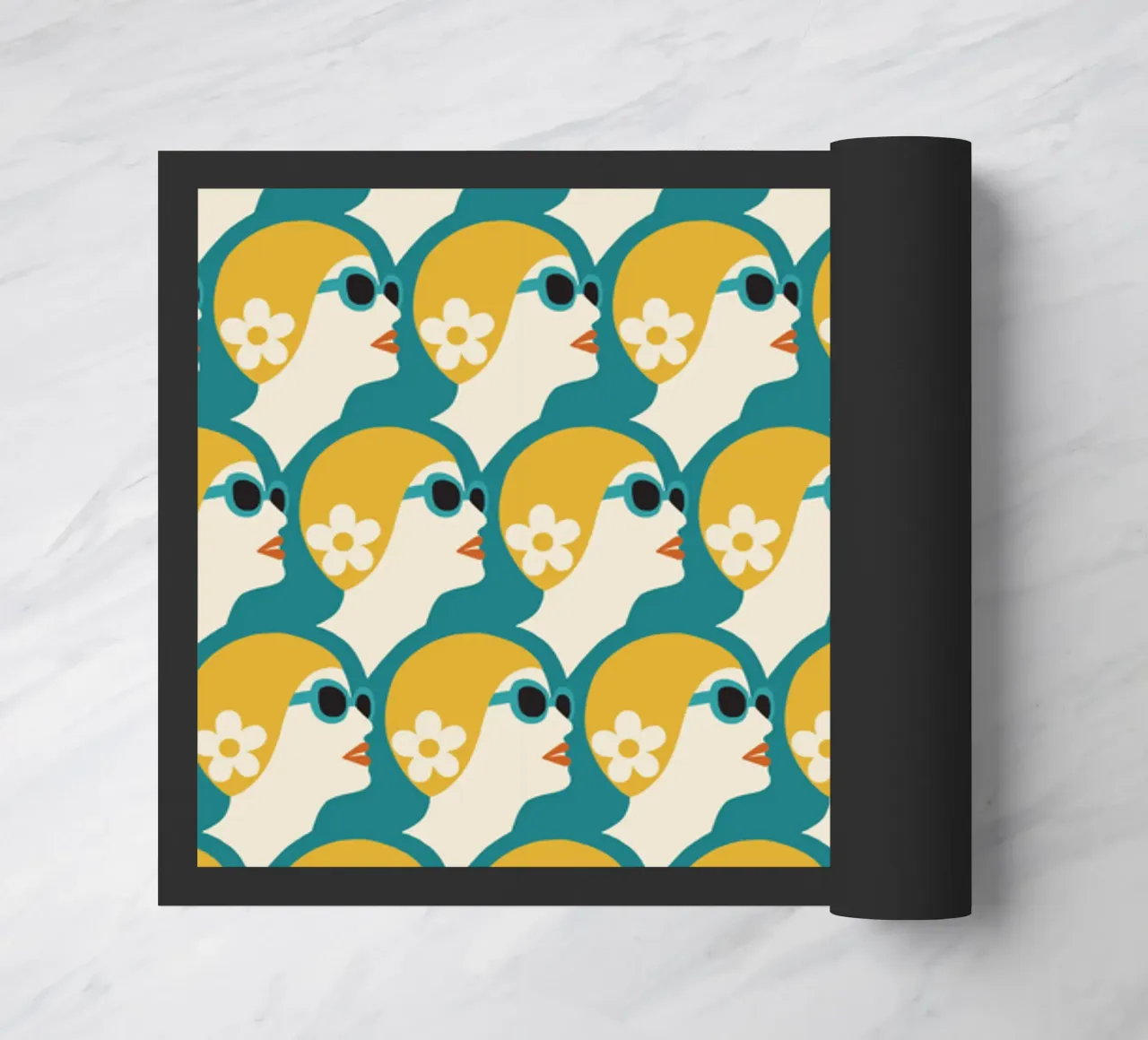Nuotatore di mare Stile Pop Art Donna retrò con cuffia da bagno Oro verde acqua zerbino da Pemilyland