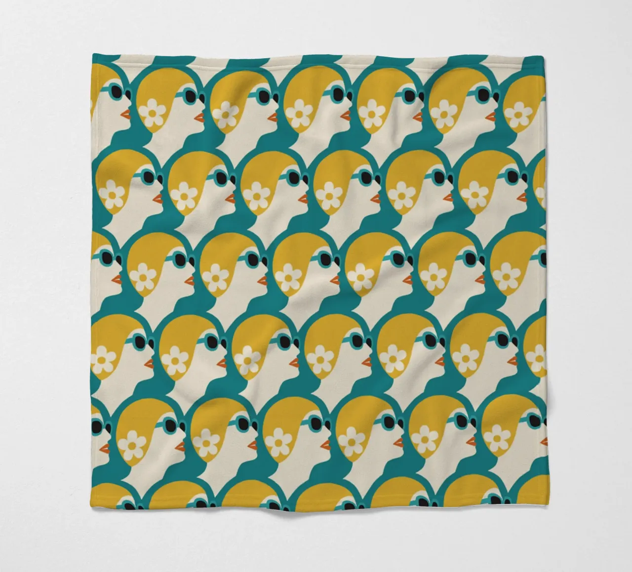 Nuotatore di mare Stile Pop Art Donna retrò con cuffia da bagno Oro verde acqua coperta in pile da Pemilyland