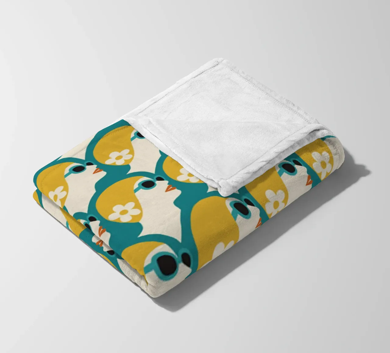 Nuotatore di mare Stile Pop Art Donna retrò con cuffia da bagno Oro verde acqua coperta in pile da Pemilyland