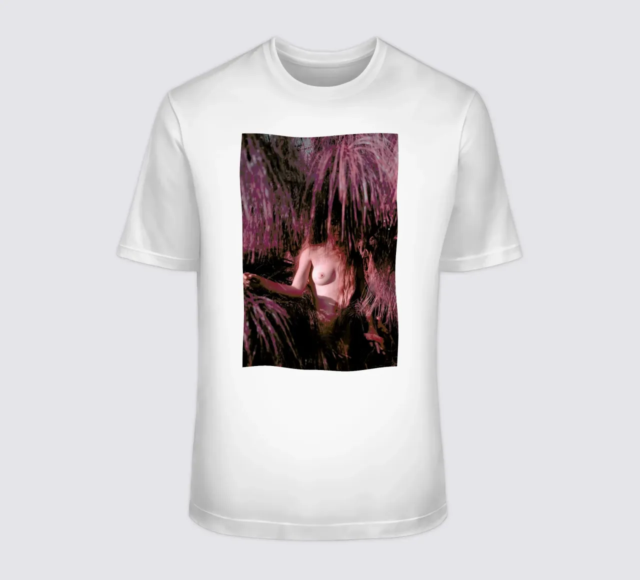 HARDEST SOFT 2 t-shirt da Ana Topoleanu